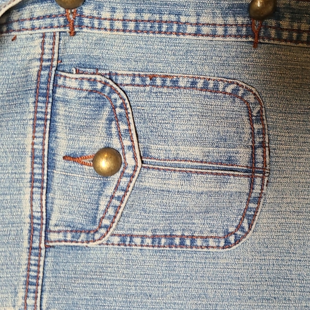Vintage Jean Jacket - Picture 3 of 9